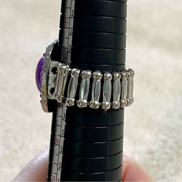 Purple elastic silver tone ring - Picture 7 of 8